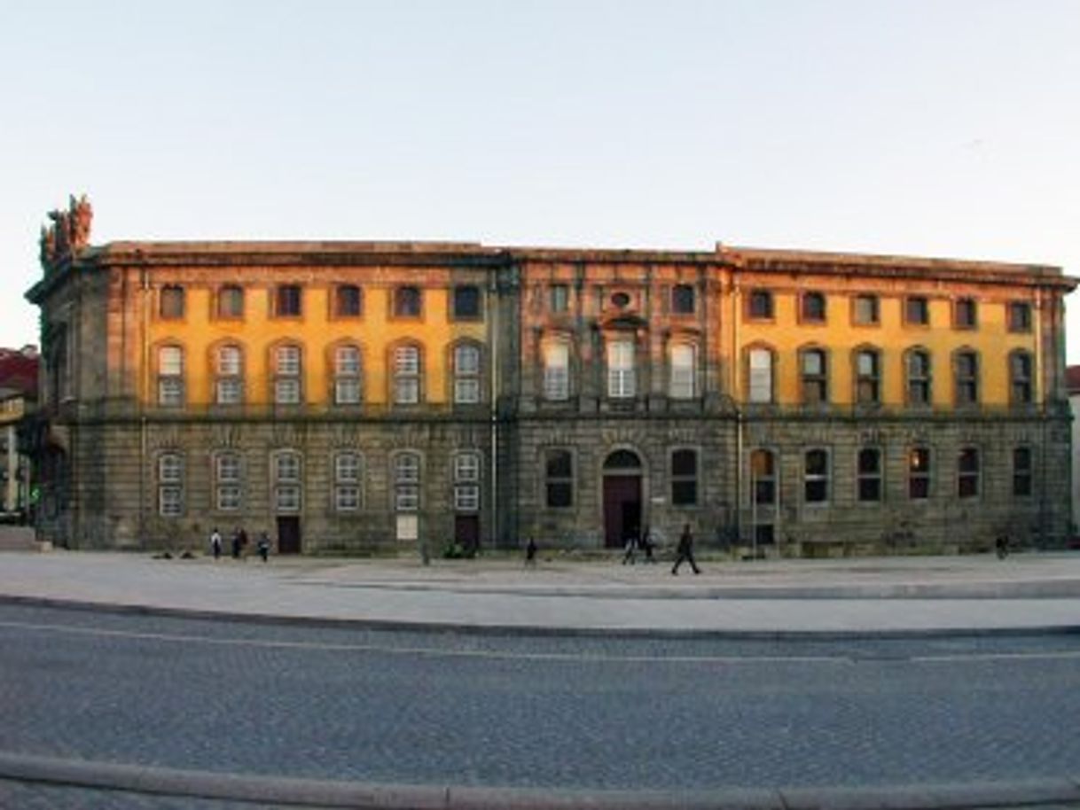 Place Centro Português de Fotografia