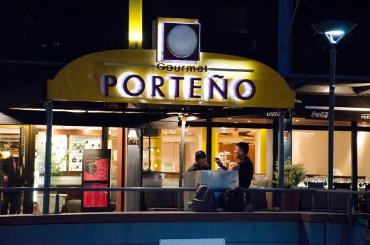 Restaurants Gourmet Porteño