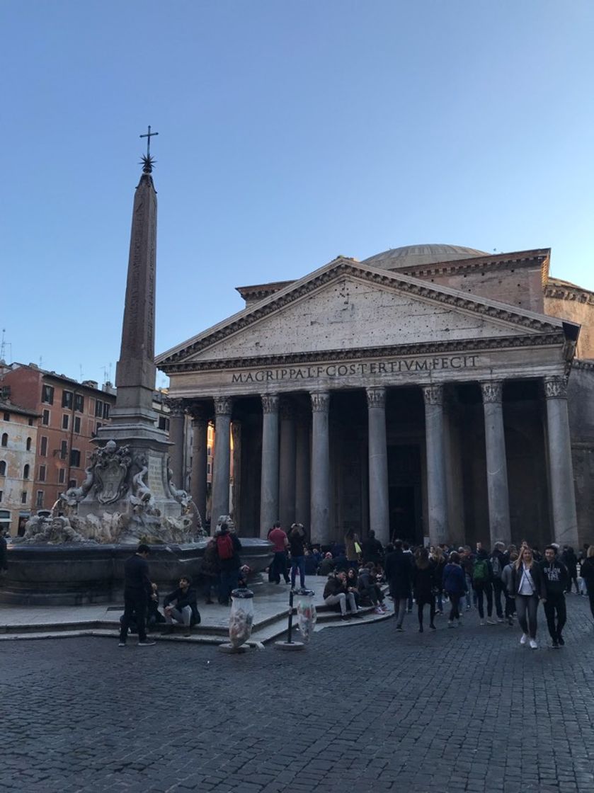 Place Pantheon