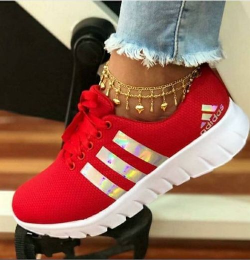 Lindo tênis Adidas