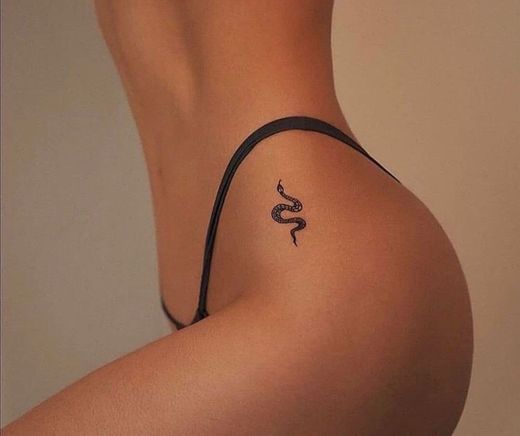 Tattoo 🐍🖤