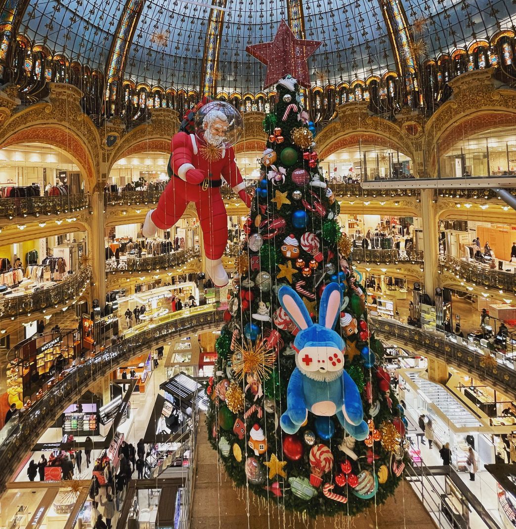 Place Galeries Lafayette Paris Haussmann