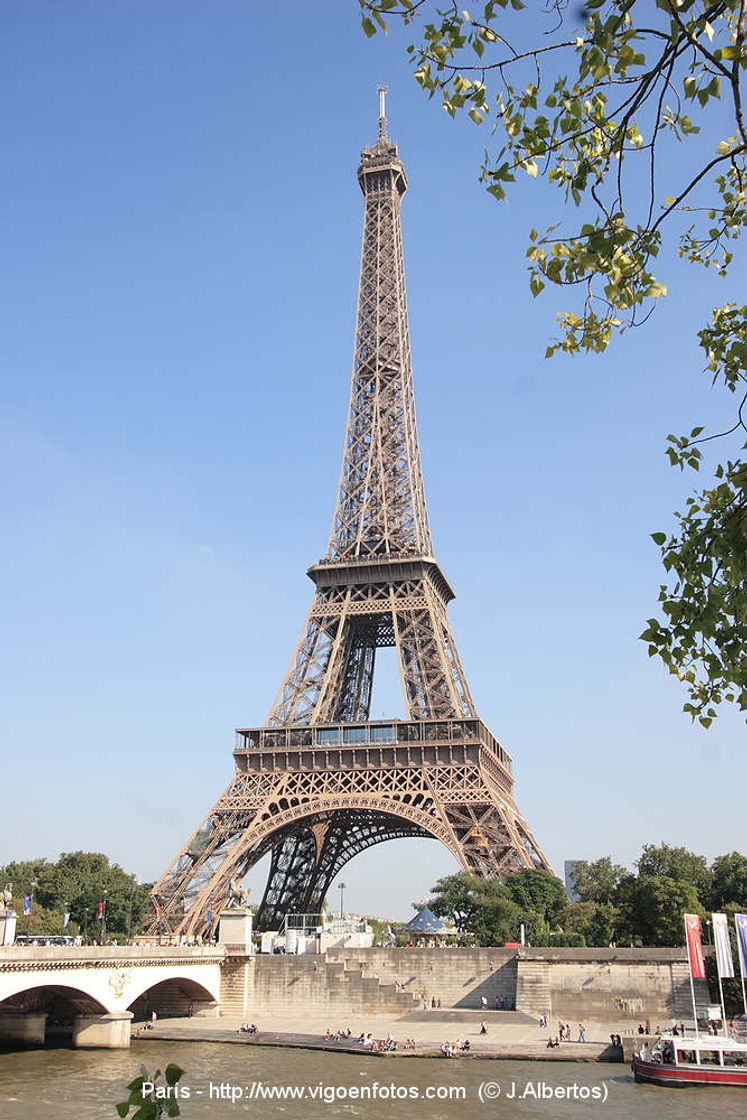 Place Torre Eiffel