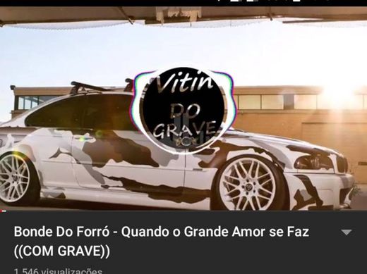 Música com grave ...