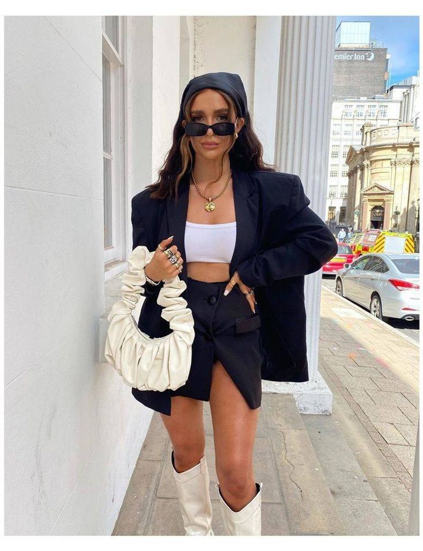 Skirt outfit 