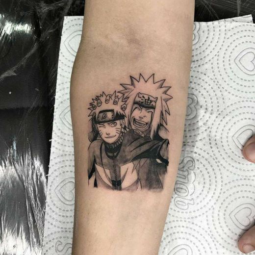 Tatuagem do Naruto com o Jiraya