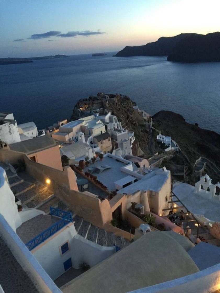 Place OIA MANSION