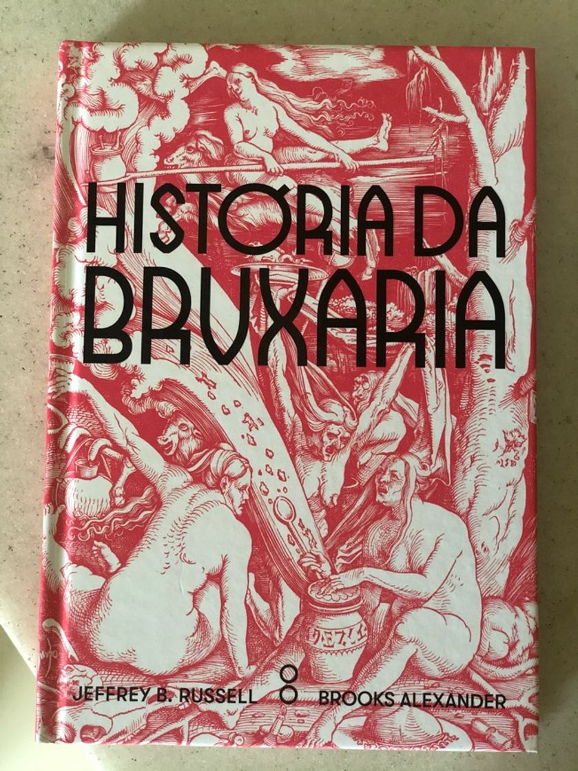 Fashion A história da Bruxaria 