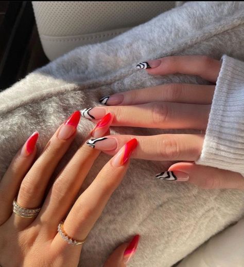 Unhas Kylie and Kendal 