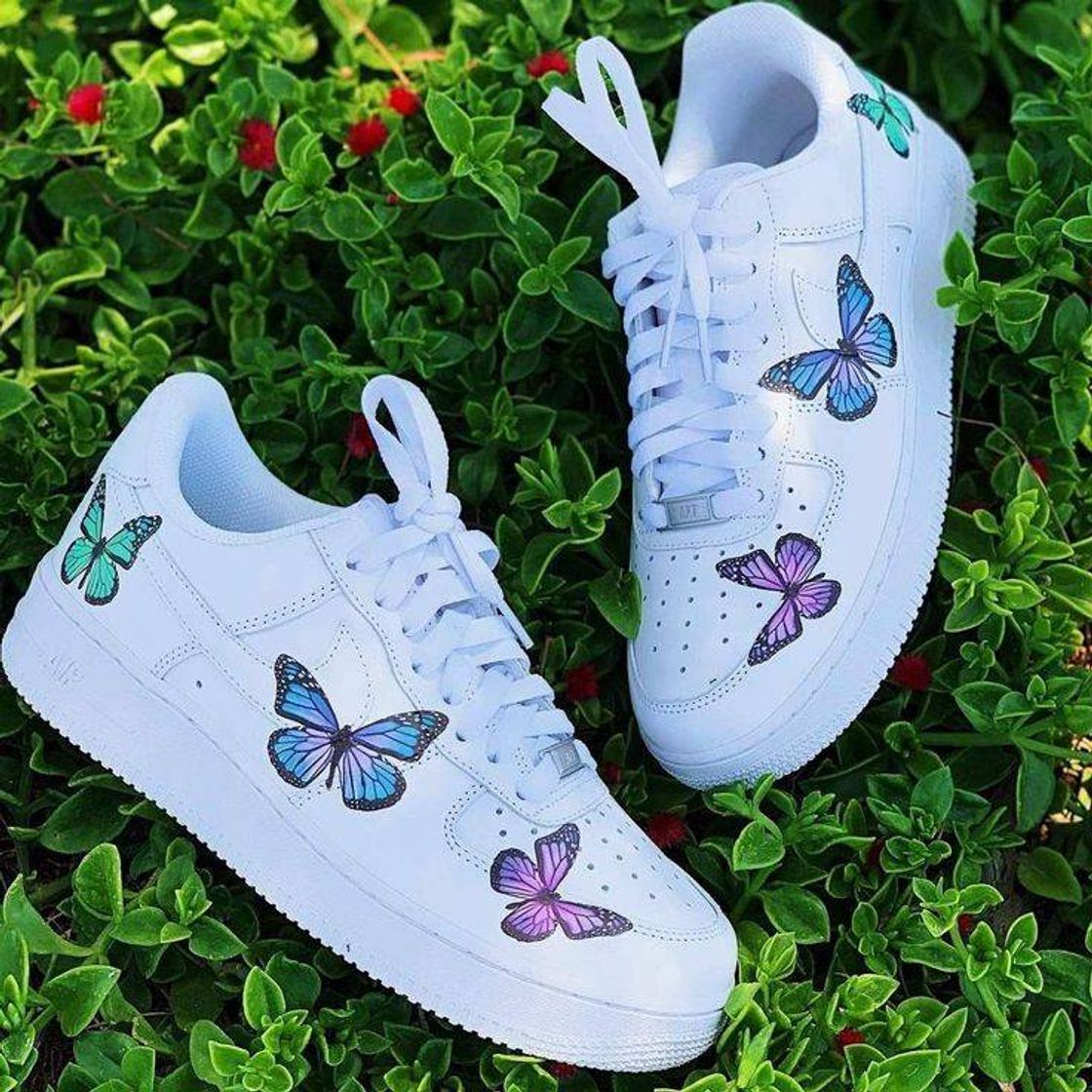 Social Pastel Butterfly 🦋