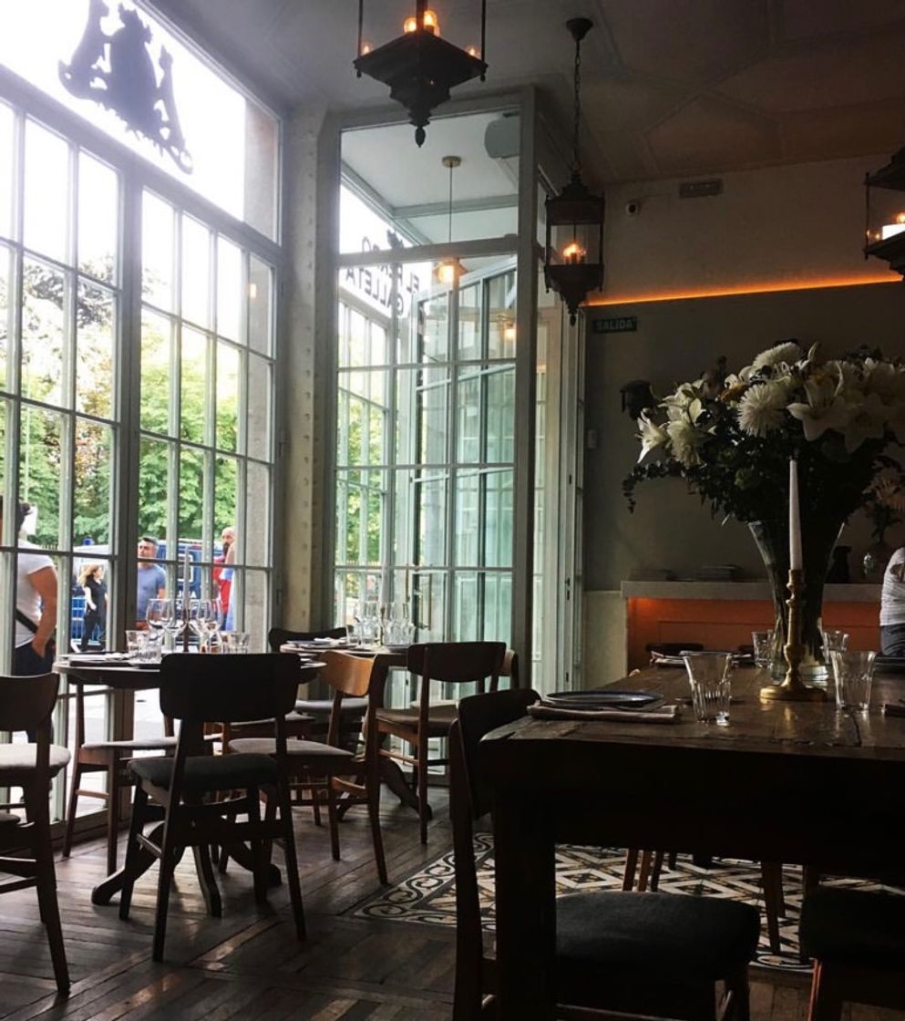 Restaurantes El Perro y La Galleta