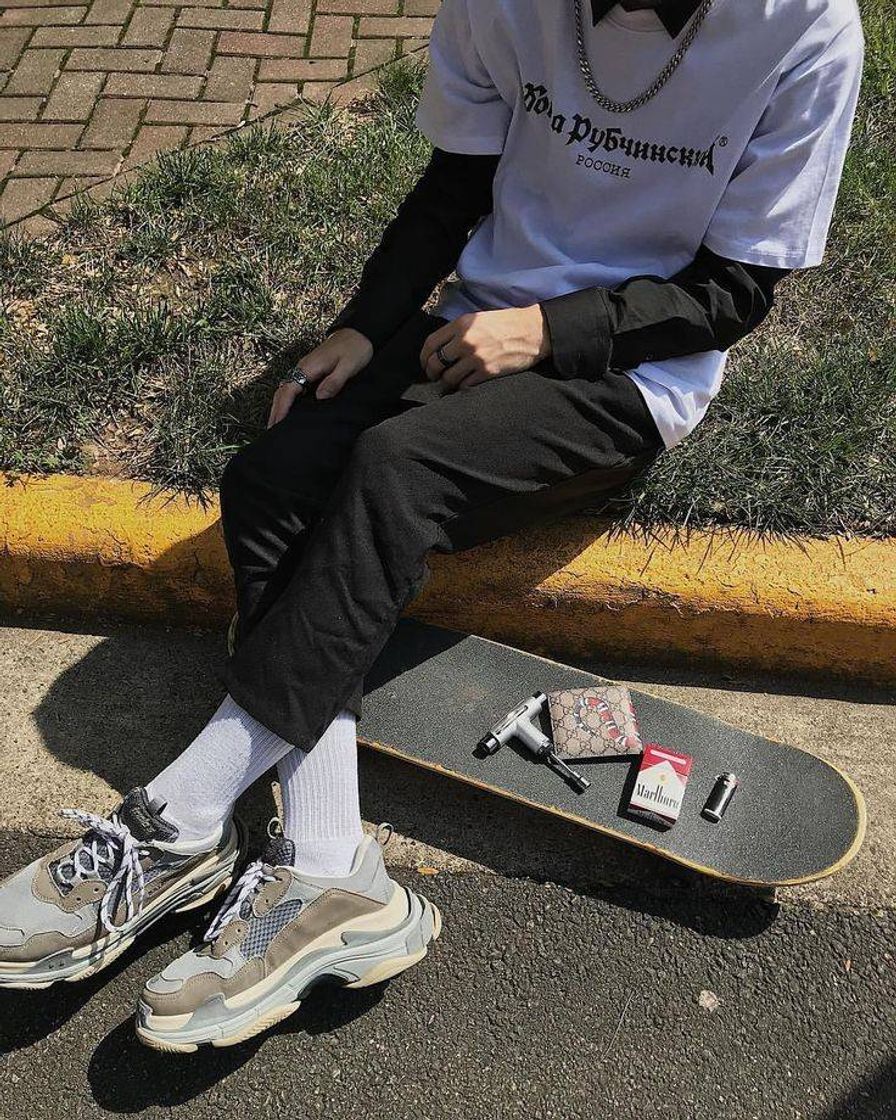 Fashion Meninos no skate 🗯🖤👤