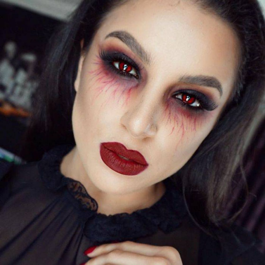 Fashion Halloween makeup