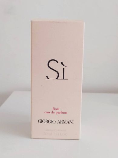 Perfume Sì Giorgio Armani Eau de Parfum Feminino | Beleza na Web