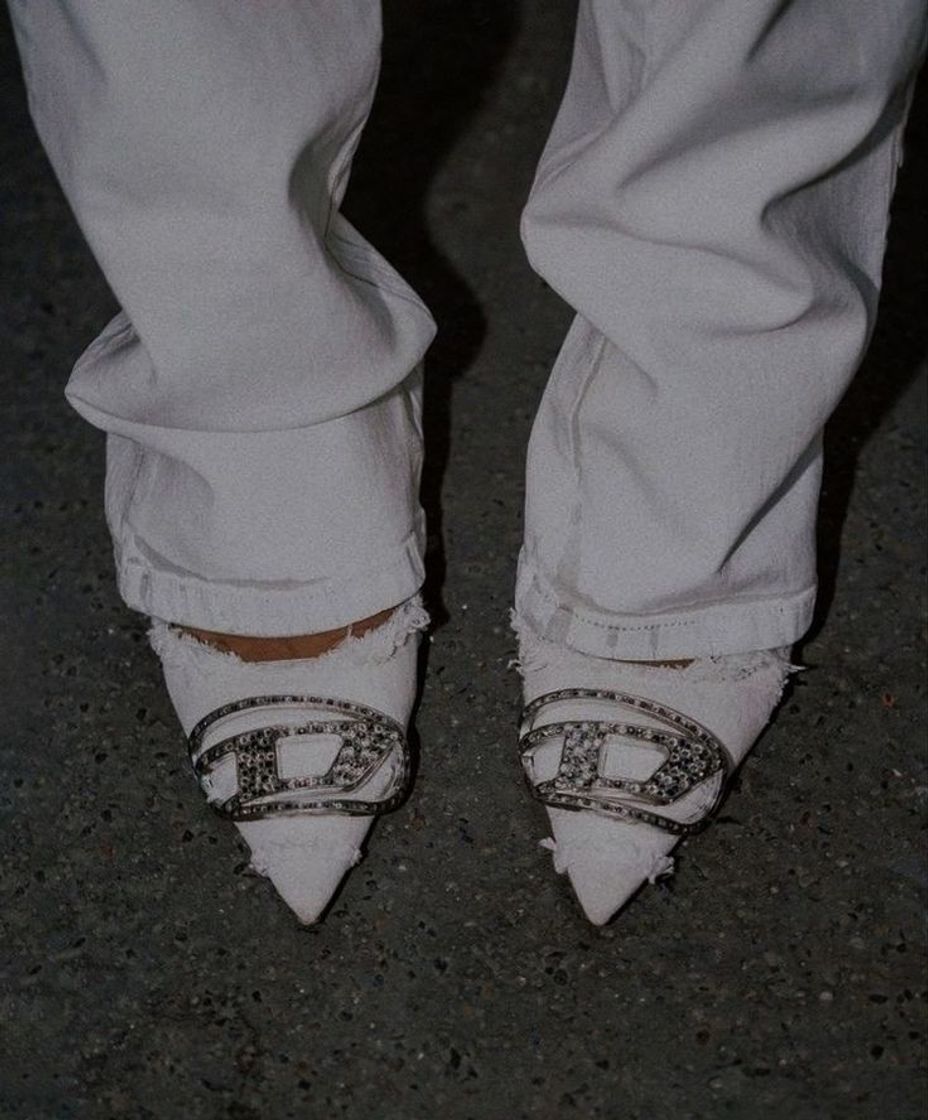 Social heels 