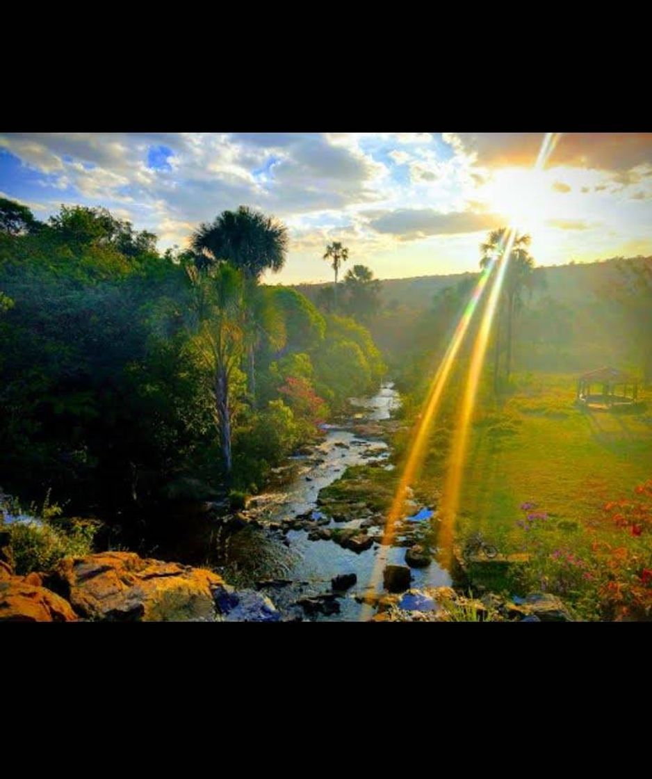 Lugar Cachoeira Monjolo