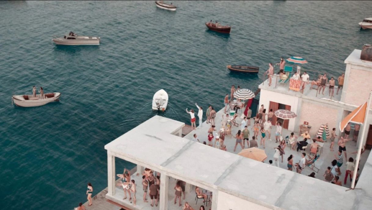 Movie La increíble historia de la Isla de las Rosas