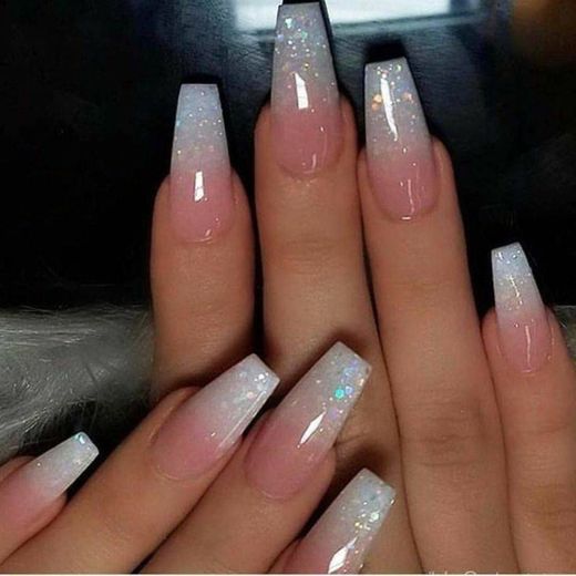 Nails glow ✨