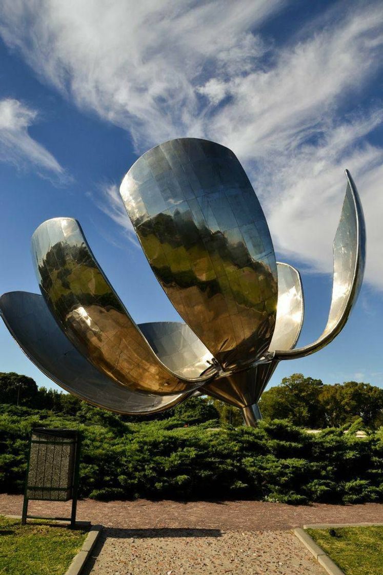 Place Floralis Genérica