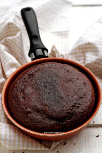 Bolo de chocolate de frigideira (s/glúten e lactose)