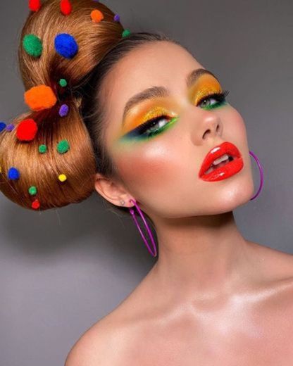 Maquiagem com sombra neon colorida - inspiração - LacreMania