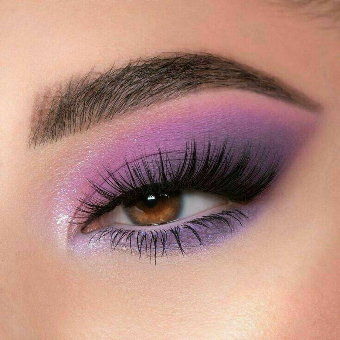 Moda Purple Makeup