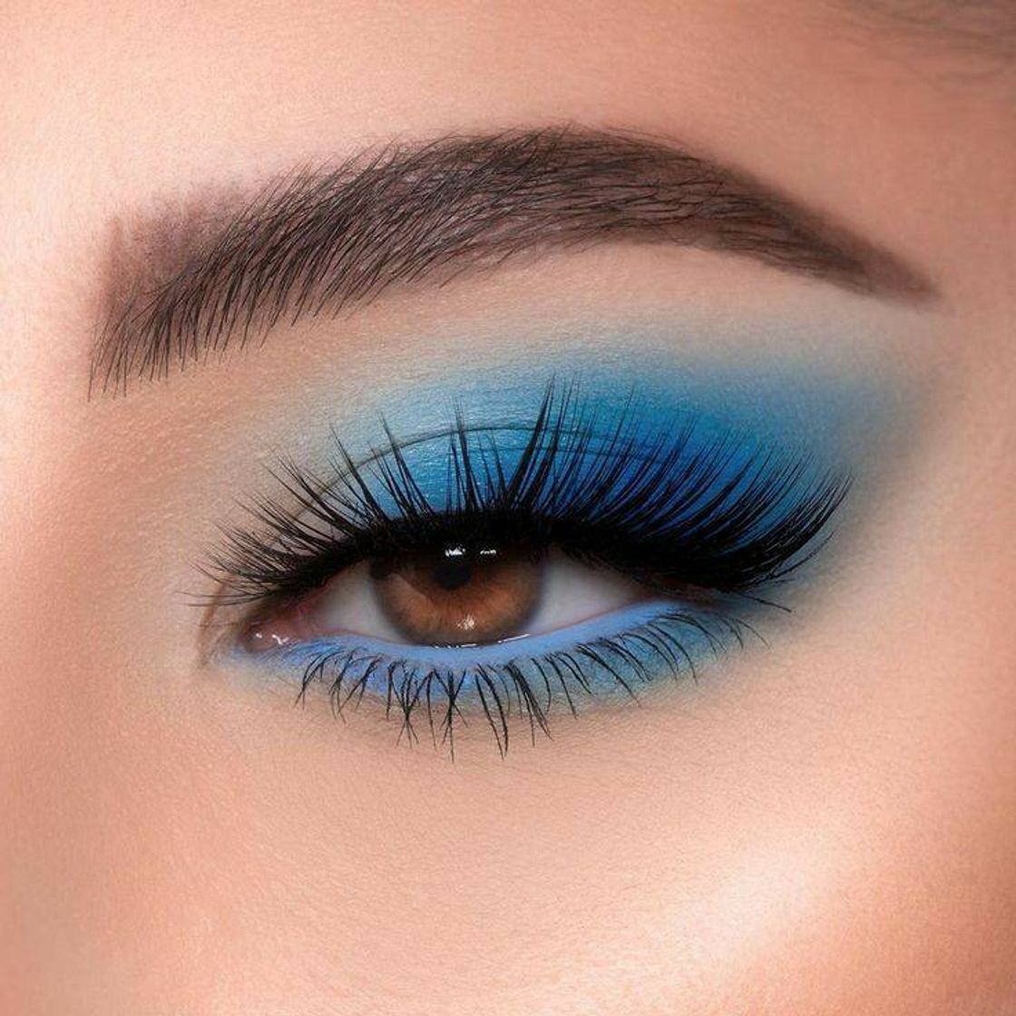 Fashion Blue Makeup