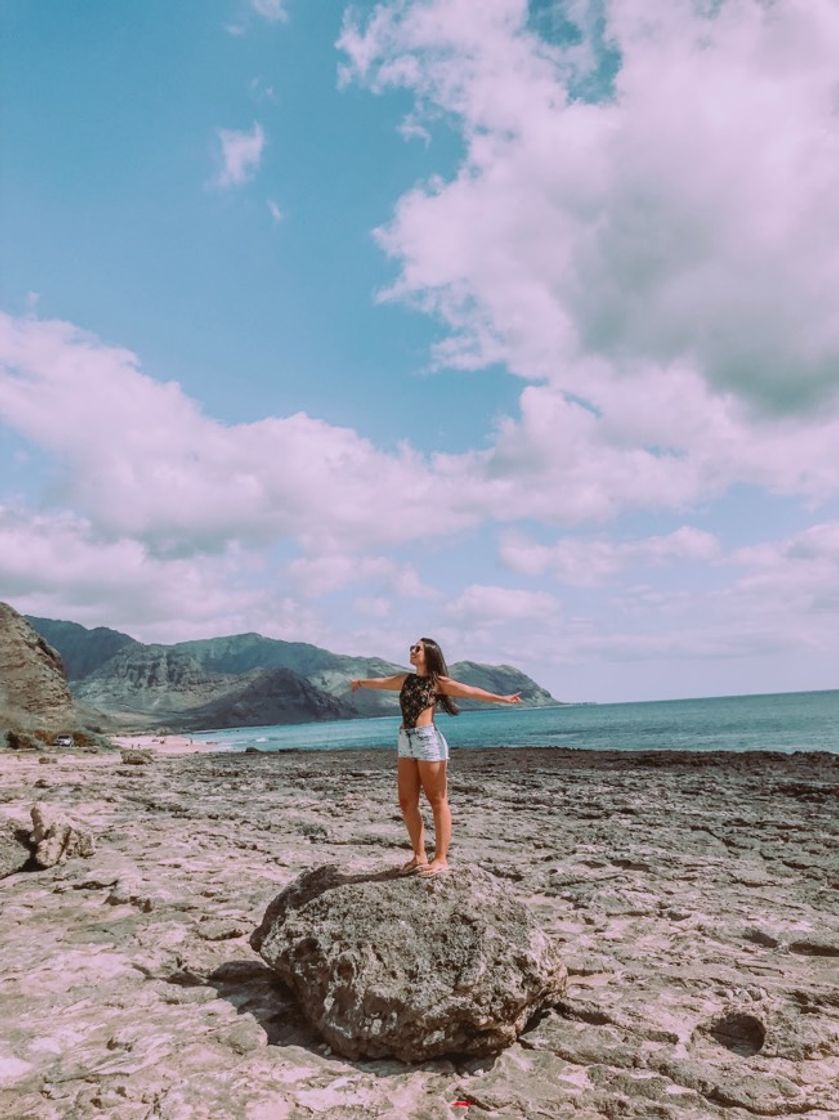 Places Kaʻena Point Trail