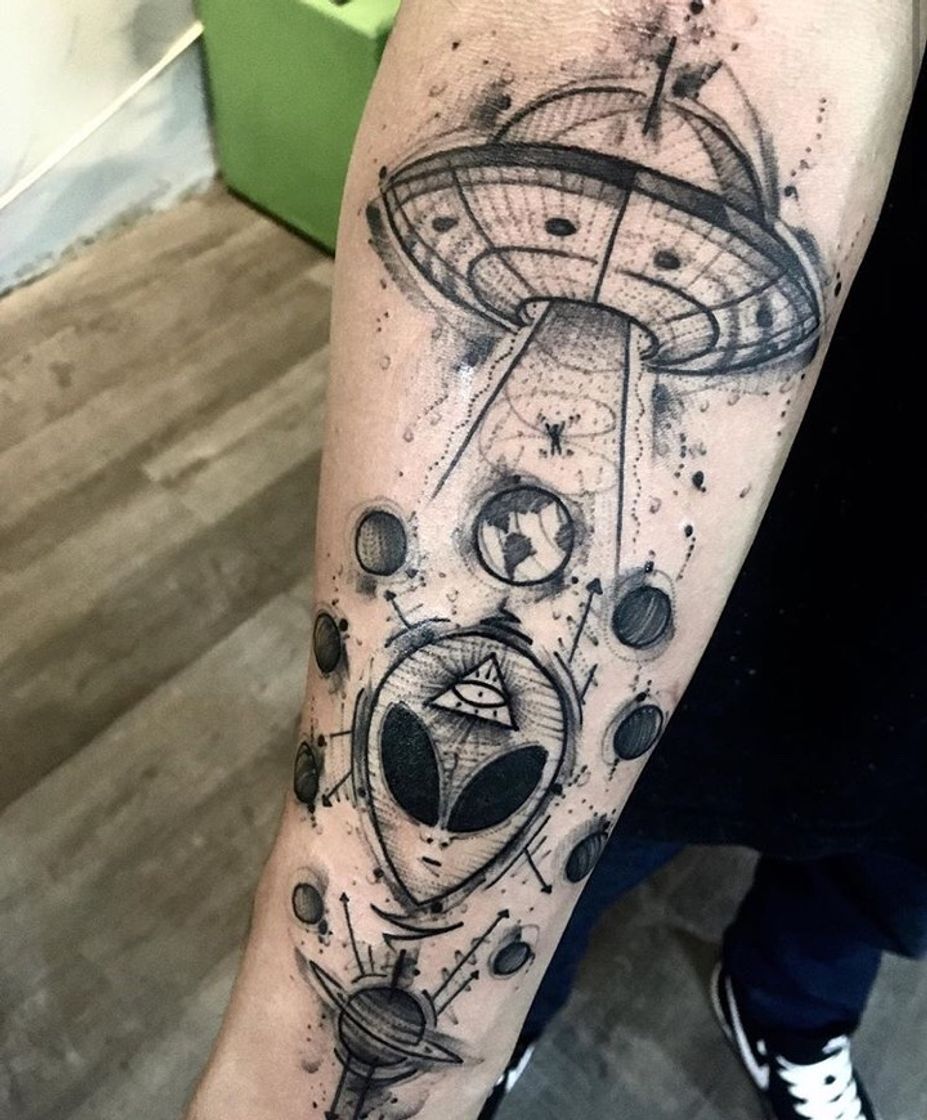 Social Tatto E.T