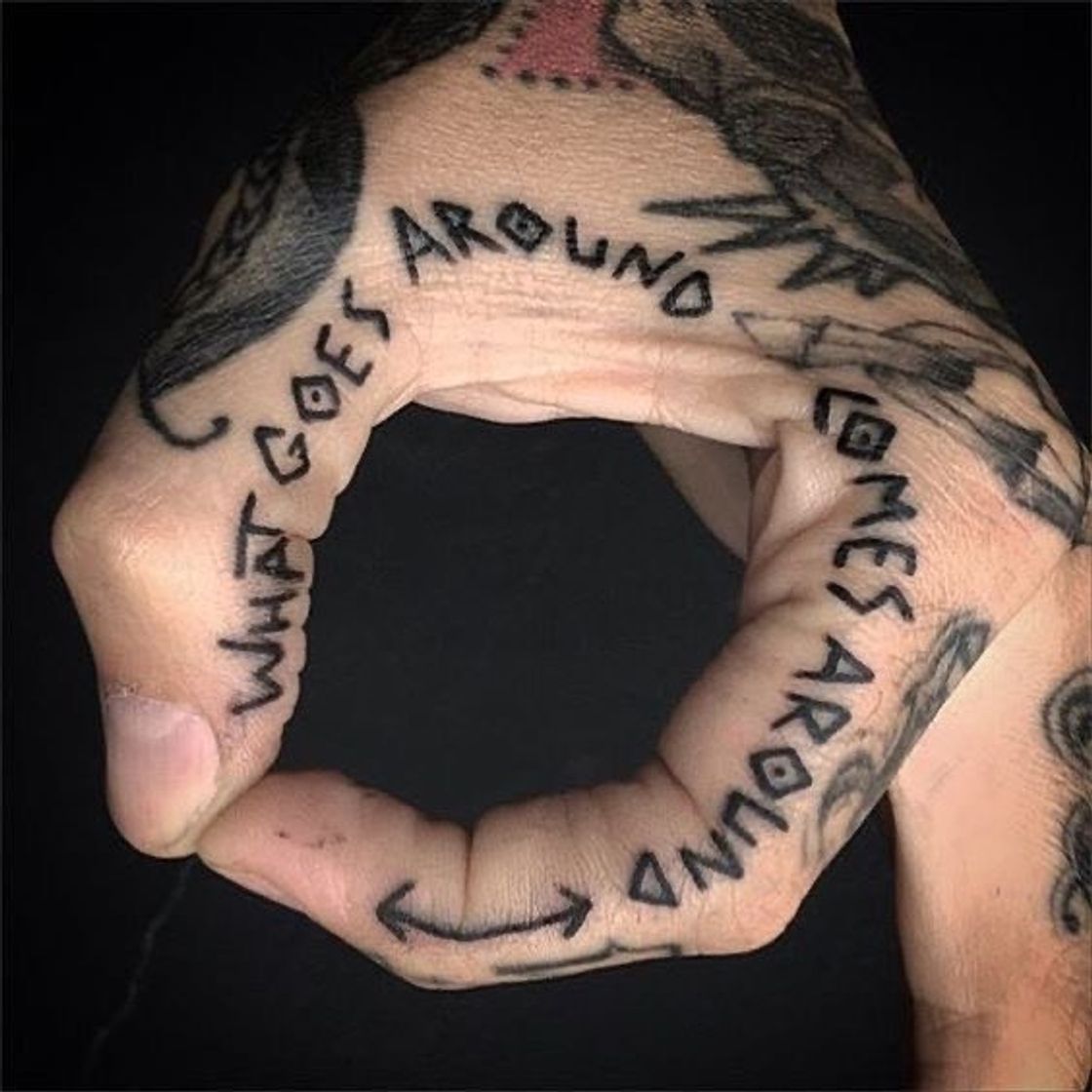 Moda Tatto "What Goes Around, Comes Around"