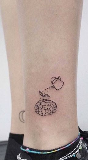 Tatuagem minimalista