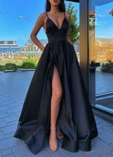 Vestido preto glamouroso
