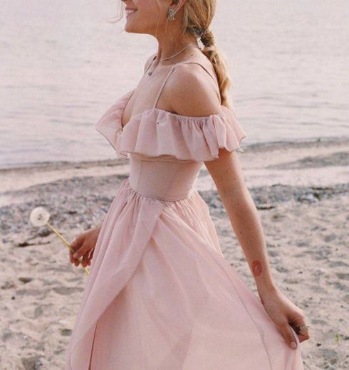 Vestido clássico rosa