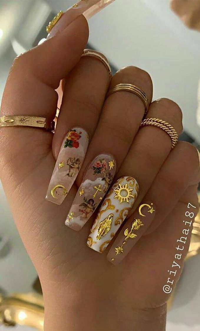 Moda Nails 