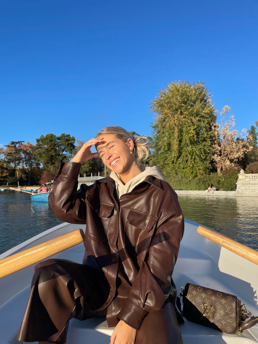 Social Chaqueta oversize marrón de cuero sintético 