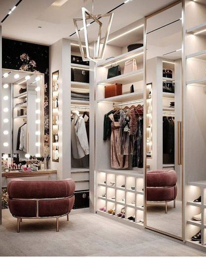 Apaixonada nesse closet 😍