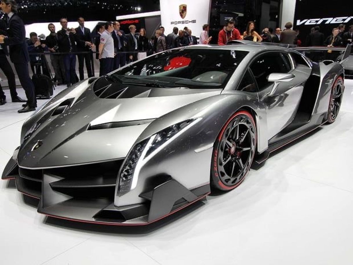 Social Lamborghini Veneno 