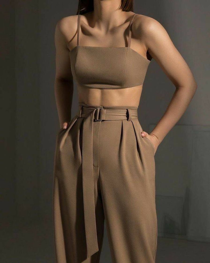 Social Neutro e elegante