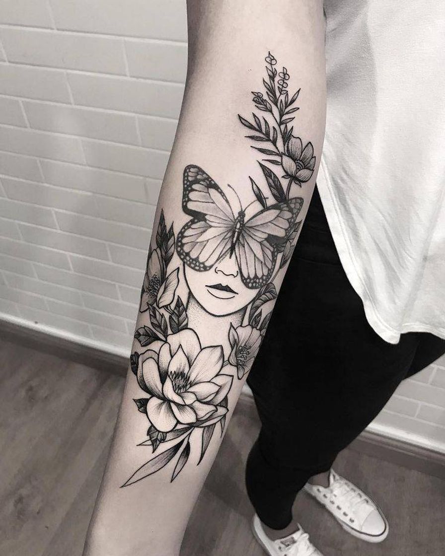 Moda Tattoo Feminina antebraço 