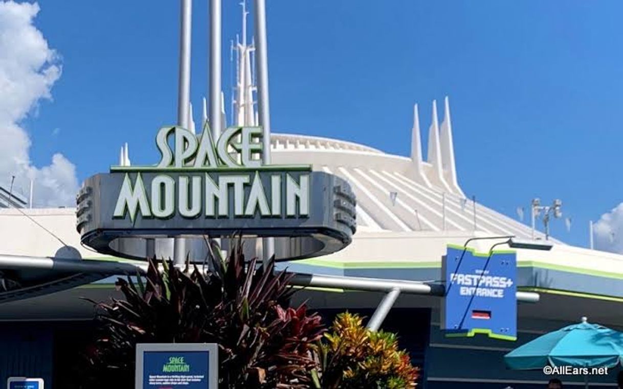 Lugar Space Mountain