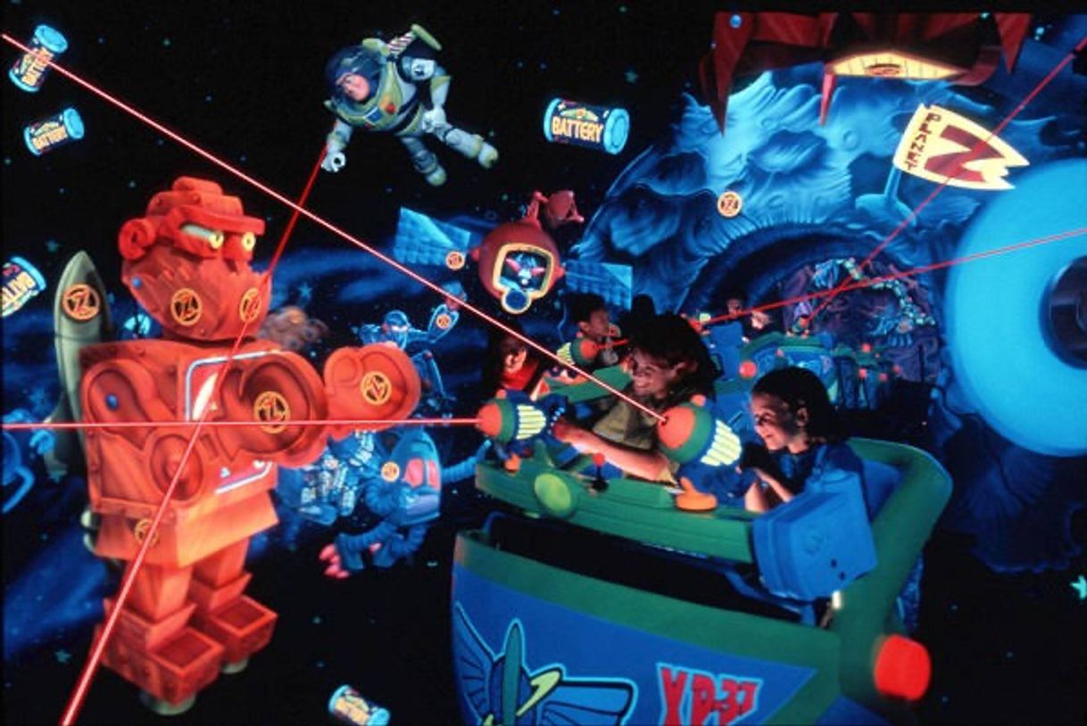 Lugares Buzz Lightyear's Space Ranger Spin