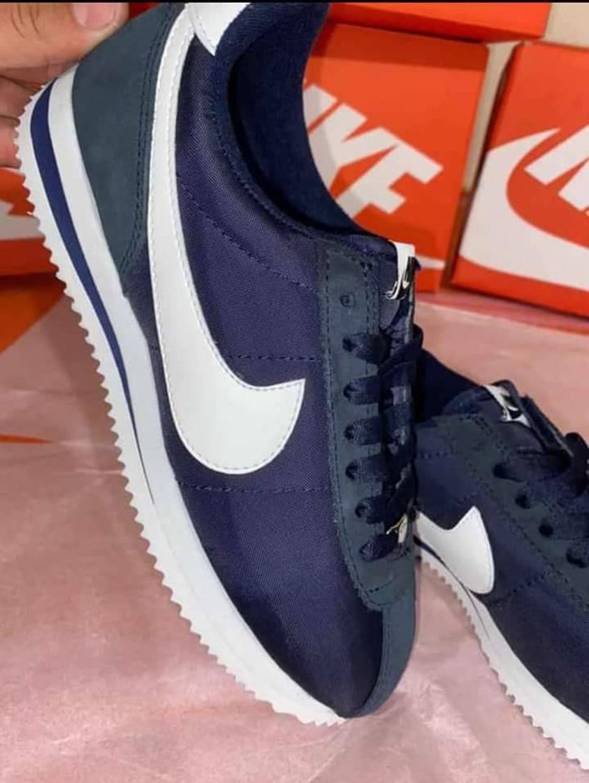 Social Nike Classic Cortez Leather, Zapatillas para Mujer, Blanco