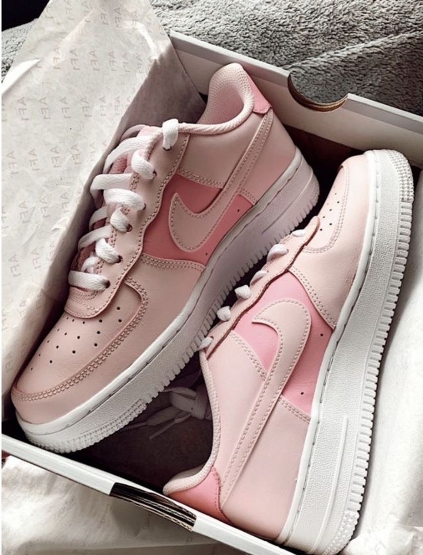 Moda Tênis Nike rosa bebê 💗