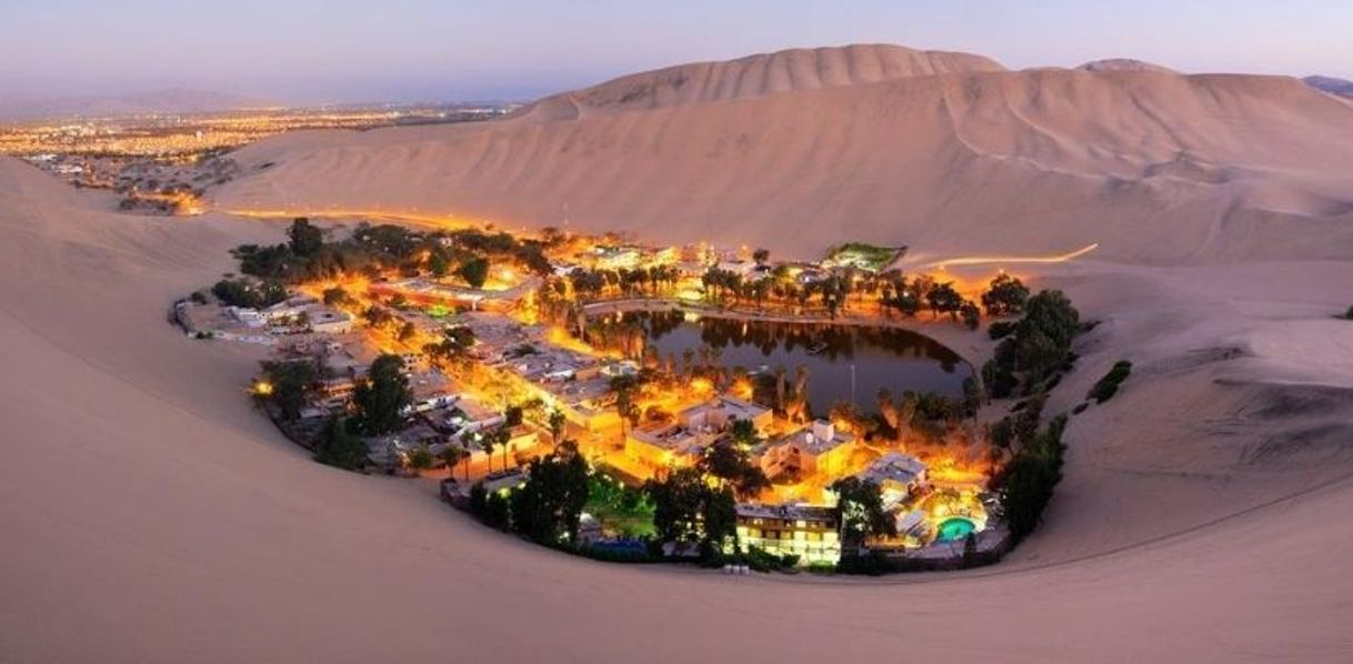 Lugar La Huacachina