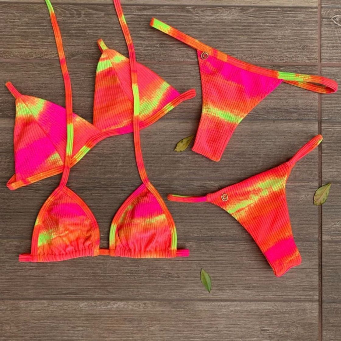 Fashion Biquini Tropical da @solarbikinis 