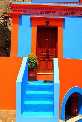 Amo casa colorida 