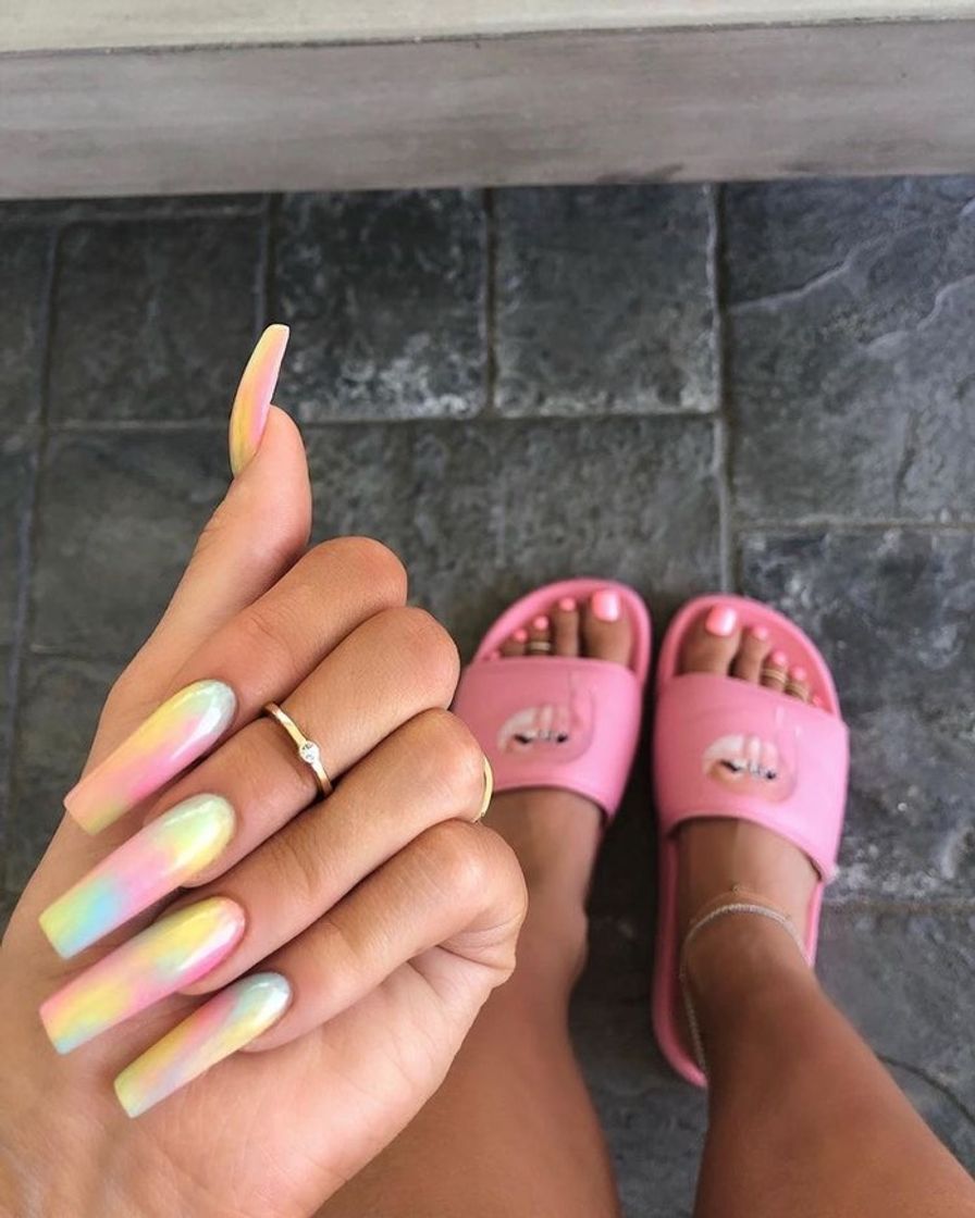 Fashion Nails