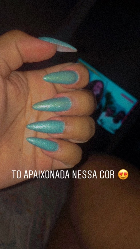 Social Nails Styles 