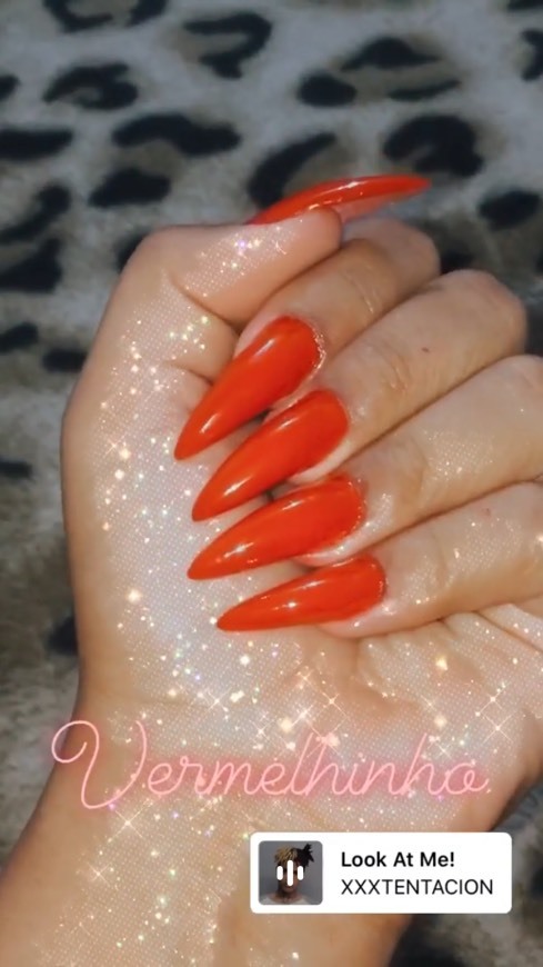 Social Nails Styles 