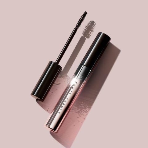 Productos FULL FRONTAL VOLUME LIFT & CURL MASCARA